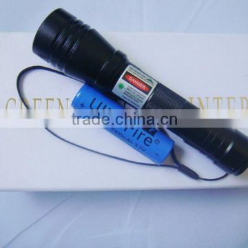 Hot sale 668 green laser pointer 100mw