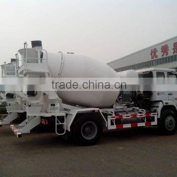 SINOTRUK GOLDEN PRINCE chassis 4*2 light duty 4cbm concrete mixer truck