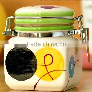 ceramic sealed cookie jar