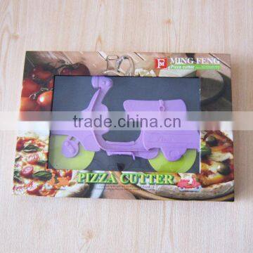 promotional plastic pizza knife as kitchen gift