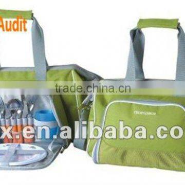 4 persons picnic bag with handle and strap