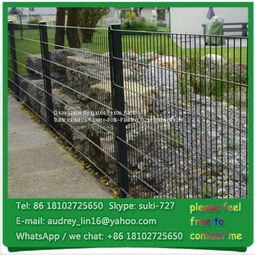 Высококачественные панели сетчатой забора из жесткой панели photo-2