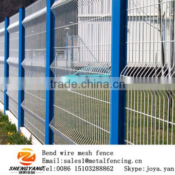 Cheap kindergarten playground steel mesh fences supermarket park security fence edges fashion building fences