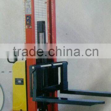 Small 2000kg Pallet Truck for Stacking photo-4
