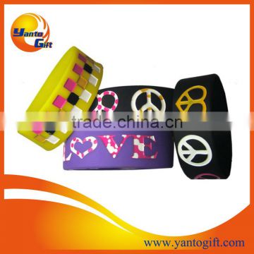 Kids silicone wristband