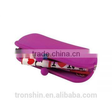2016 Hot Sale Eco-friendly Custom Made Sized Colorful Hardware Overmolded Mobile Phone Silicone Bag photo-5