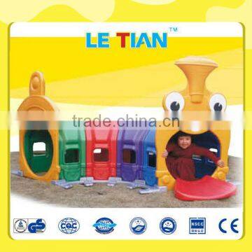 LT-2170C Happy plastic train tunnel