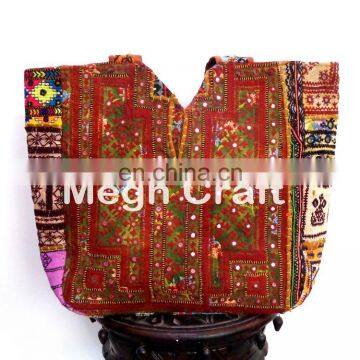 Old Banjara Embroidery Bag With Mirror Work.vintage Bags and Handmade Banjara Embroidery Work Shoulder Bag photo-3