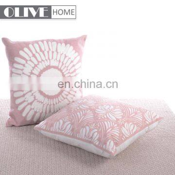 2018 High Quality Crocheted Sofa Embroidery Flower Design Pink Cushion With Invisible Zipper photo-3