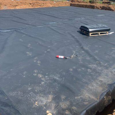 2.2mm Thick HDPE Geomembrane Lining Inside Sewage Treatment Tank photo-5