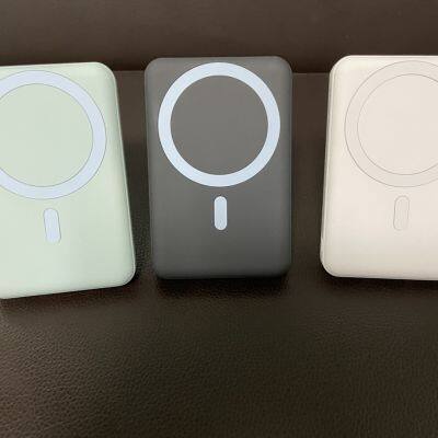 Mini Power Bank Portable Charger 10000mAh Power Bank Strong Magnetic Wireless Charging Charger With Smart LED and Metal Stand