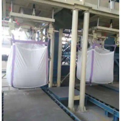 Máquina de envasado en toneladas de gránulos alimentarios. Pesadores de grandes bolsas. Línea de pesado y envasado. Estación de llenado de FIBC