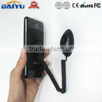 Retractable security cable for mobile phone