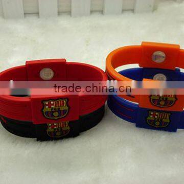 Cheap Rubber silicone bracelets with debossed logo Factory audit