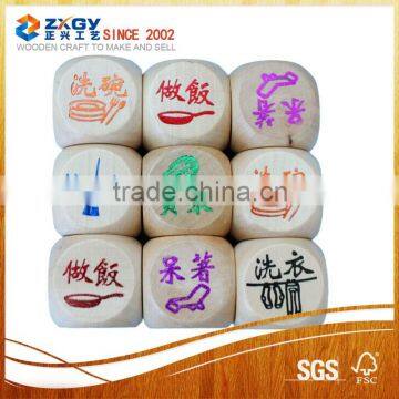 Good quality 30MM wooden dice with colorful printing