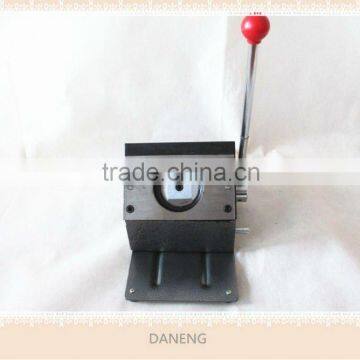 32mm round shape pin button manual paper cutter with high quality