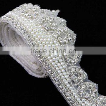 Latest Fashion Stunning Handcrafted Crown Rhinestone Pearl Trimming R2719F01