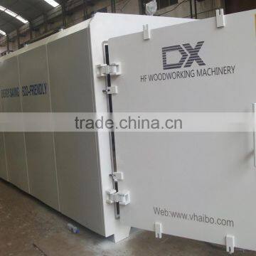 Drying lumber by high frequency vacuum dryer machine , drying kiln