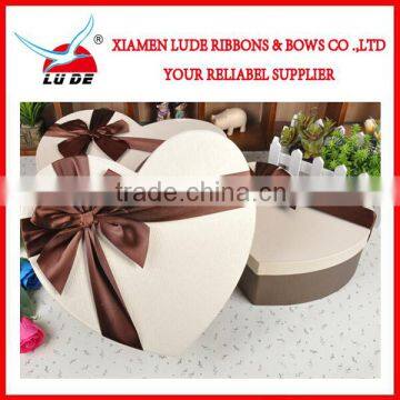 2015 new design birthday gift box with ribbon