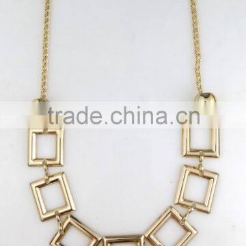 Global wholesale fashion jewelry gold rectangle metal necklace