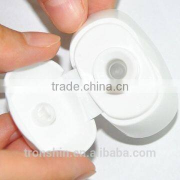 Food Grade Injection Molding Eco-friendly PP Plastic Ring Holder for Flip Top Cap With Silicone Valve photo-5