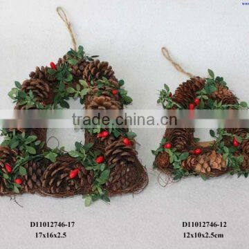 pinecone christmas decor