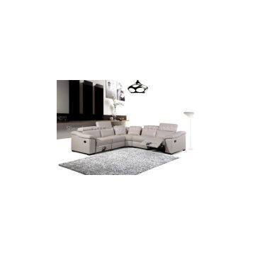 8899 Confortable With Full Feather Pillows