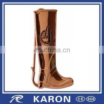 custom die casting metal boot badge with Karon