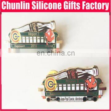 Carved Lapel Pin With Resin photo-3