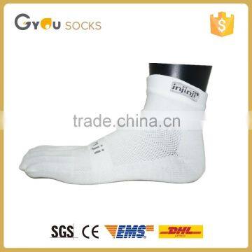 high quality Quick drying thin running socks cycling socks five toe socks compression socks