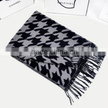 Wholesale Fashion Swallow Gird Pattern Women Warm Wool Winter Shawl photo-5