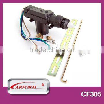 Car power central door lock actuator automatically with two masters