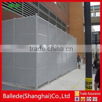 wind driven louver fence