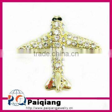 Fashion gold plated rhinestone airplane design brooch wholesale