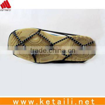 Black silicone metal shoes cover for walking on ice snow mountain