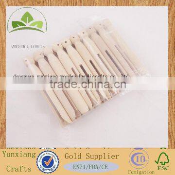 wooden restaurant meal cloth peg