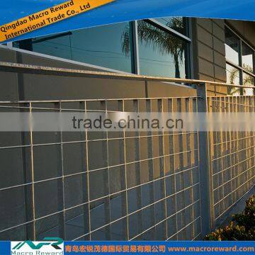 ASTM Q235 Steel Guardrail Stainless Steel Fence for Security Fence