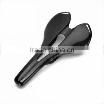 2016 High Quality 3k UD Full Carbon Fiber T700C Bicycle Saddle for Sale photo-6