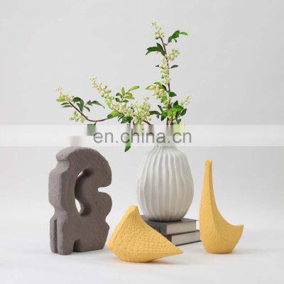 Handmade Porcelain Luxury Nature Stripe Nordic White Decoration Modern Flower Vase
