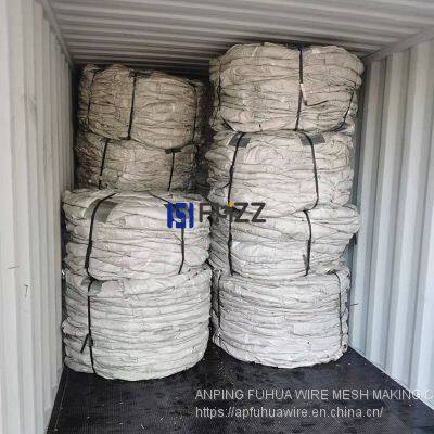 Galvanized Razor Barbed Wire Type BTO-22 Outer Diameter 700mm Color Bright Finish photo-5