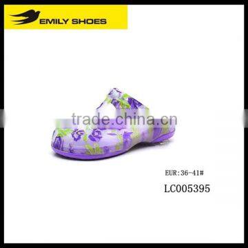 Lady's floral pattern purple beach shoe