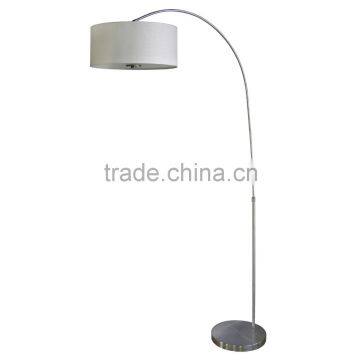 Floor lamp(Lampadaire/Una lampara) in satin steel finish with 16" milky weave fabric lamp shade