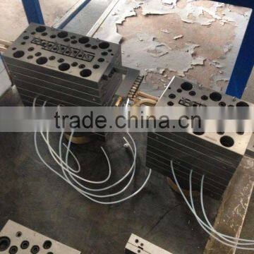 china white chalk extrusion tooling to provide the powder to test tool