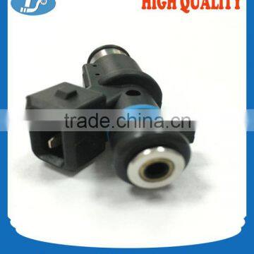 01F002A Fuel injectorfor Citroen C2 C3 Saxo Xsara Berlingo Peugeot 206 307 1007