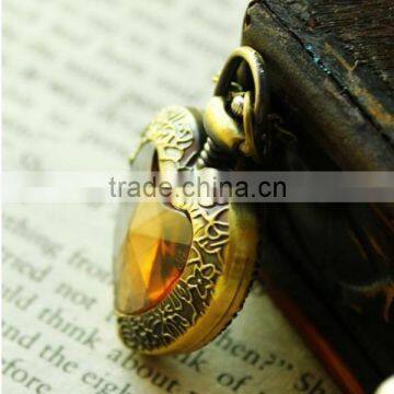 Cutting Transparent Glass Heart Shaped Old Pocket Watch photo-2