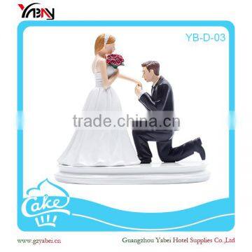 Roman Wedding Cake Topper Figurine Loving Wedding Couple Figurine YB-D03