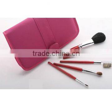 Cosmetic brush set
