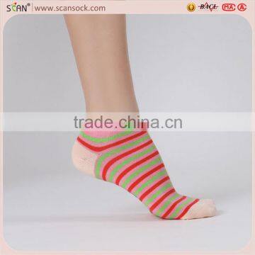 Kintted jacquard Technics and Women Gender women's streak cotton socks