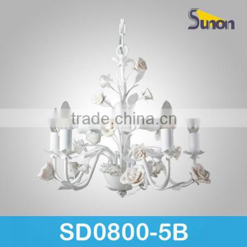 Decorative modern chandelier centerpieces for weddings