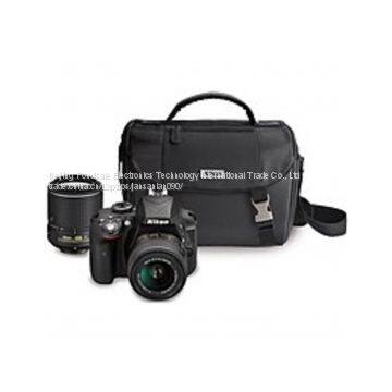 Nikon - цифровая зеркальная фотокамера D3300 с объективом 18-55 мм с системой вибрационной стабилизации